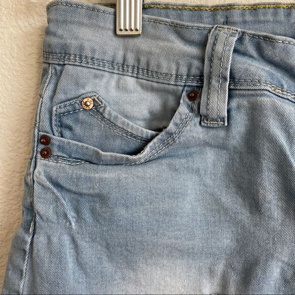 YMI Wanna a Betta Butt Jeans Shorts, 7 - Picture 9 of 12